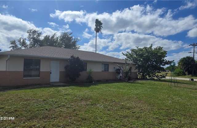 1302 NE 9th Street unit: 1302 photos photos 1302 NE 9th Street unit: 1302 photos photos