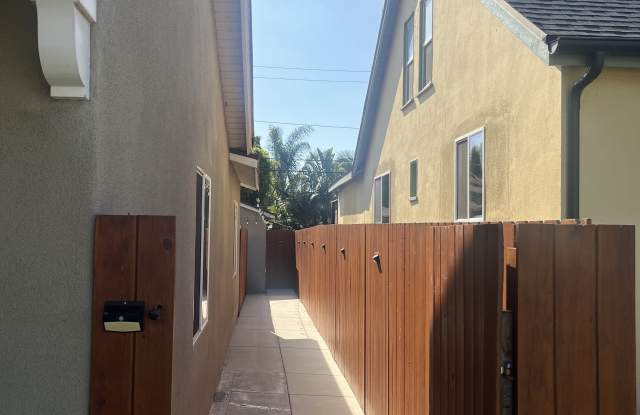 109 Coronado Street photos photos