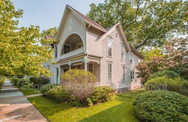 1522 Broadway Ave NW photos photos