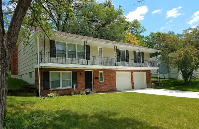 9143 Switzer St. - 9143 Switzer Street, Overland Park, KS 66212