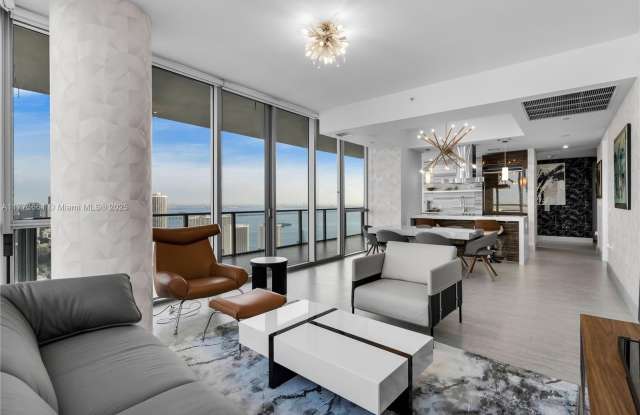 1100 Biscayne Blvd photos photos