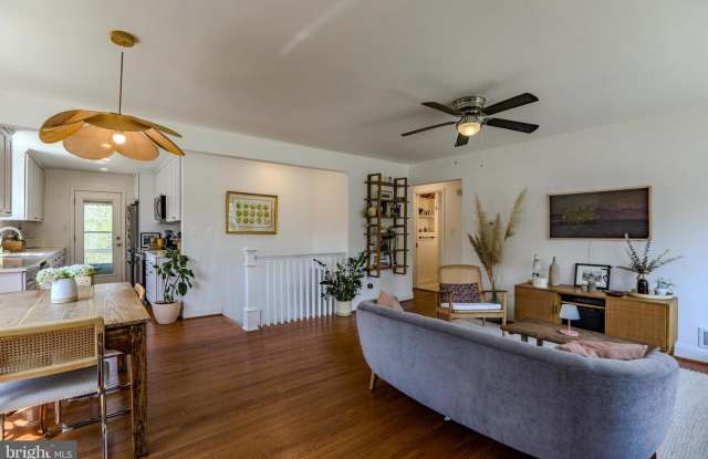 3104 GUMWOOD DR Gallery 4