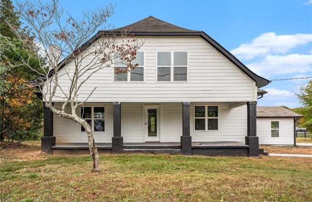 6219 Heardsville Road photos photos