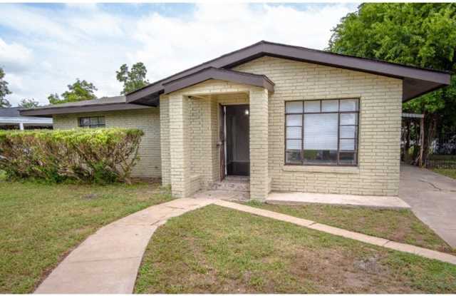 Perfect Property Near Downtown photos photos