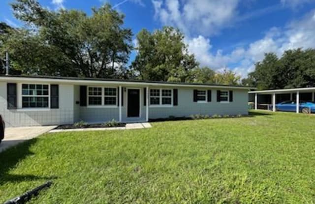7352 Old Kings Road South - 7352 Old Kings Road South, Jacksonville, FL 32217