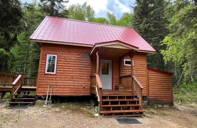 Cute, dog friendly cabin in Goldstream photos photos