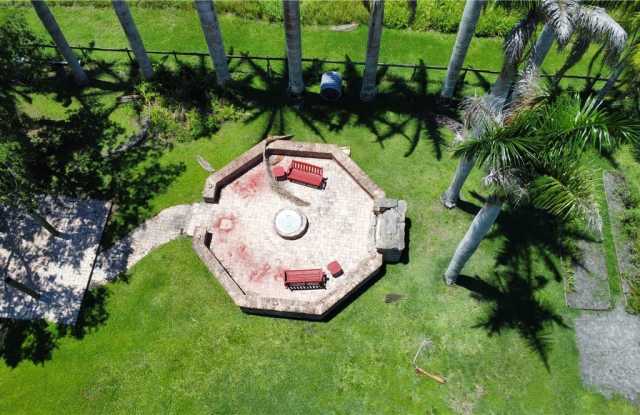 7700 Hidden Hammock Lane Gallery 2
