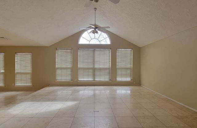 Beautiful 3 bedroom, 2 bath home for rent Gallery 4