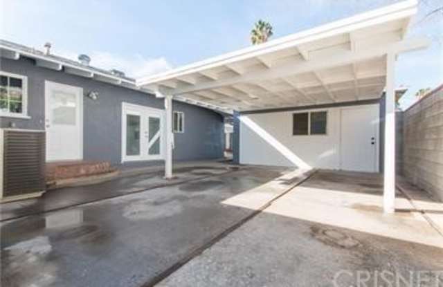 7539 Jordan Avenue Gallery 2