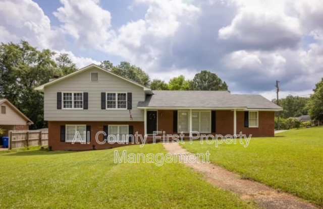 1825 Coventry Dr - 1825 Coventry Drive, Columbus, GA 31904
