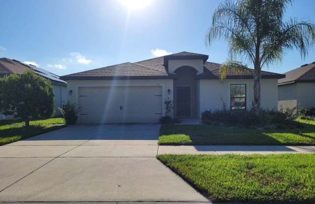 3/2 Pet Friendly Home - 926 Aspen View Circle, Groveland, FL 34736