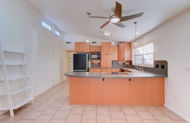 2900 W 45th St - 2900 45th St, Austin, TX 78731