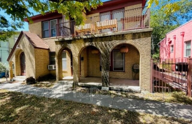 415 W Hollywood - 415 West Hollywood Avenue, San Antonio, TX 78212