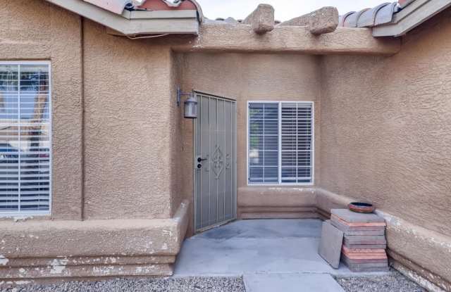 Spacious Single-Story Home with RV Parking – No HOA! Gallery 3