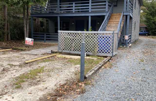 3147 Caswell Street Gallery 1