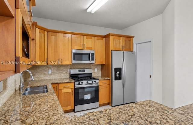 4401 NW 113th Ct Gallery 3