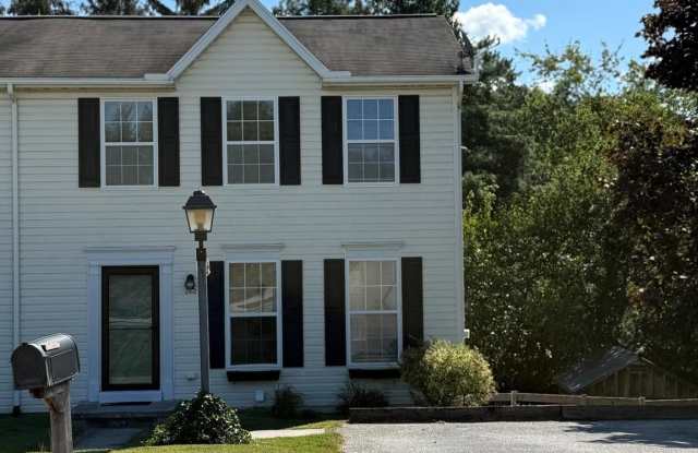 262 BREEZEWOOD DRIVE photos photos