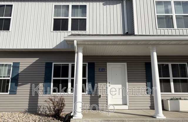 8401-D ALLIED WAY photos photos