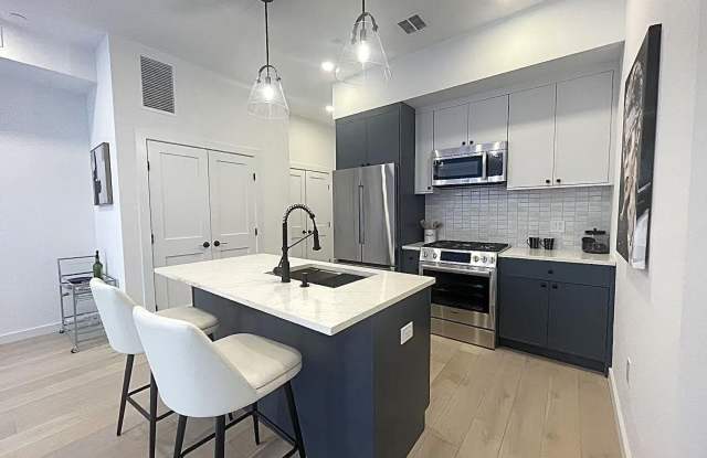 425 3RD ST photos photos