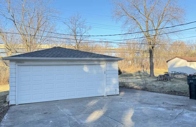 10202 West Bungalow Parkway - LOWER Gallery 2