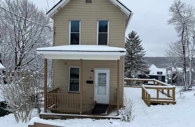 30 Manning - 30 Manning Street, Oil City, PA 16301