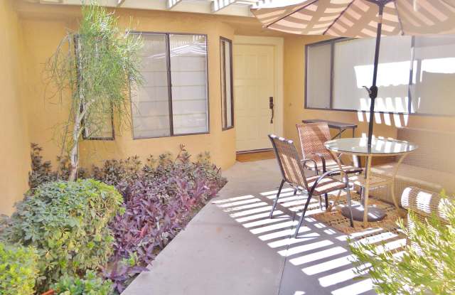 201 Seville Circle Gallery 2