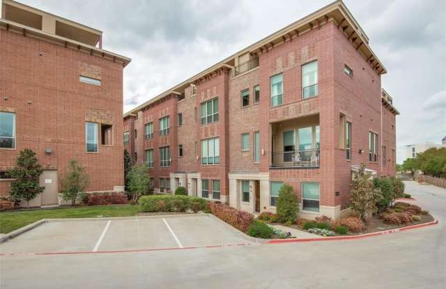 101 Decker Court - 101 Decker Court, Irving, TX 75062