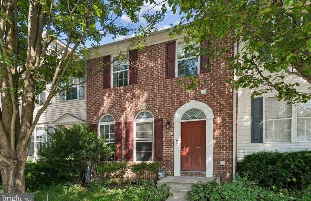 232 MARY JANE Lane Gallery 2