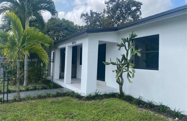 4992 NW 18th Ave photos photos