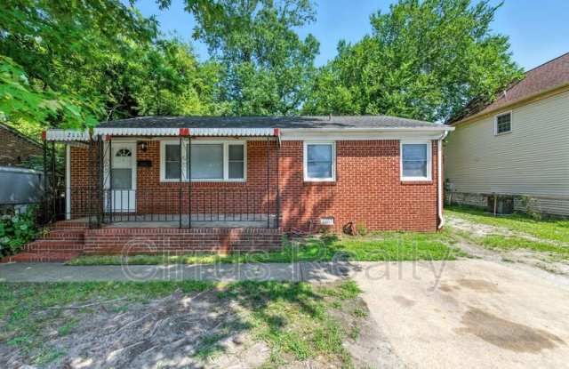 2113 Victoria Blvd photos photos