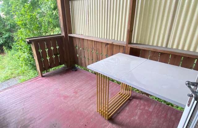1123 Zinkham St photos photos
