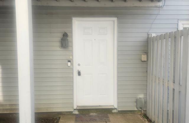2 bd 1 ba townhome Crest Hill totally redone! photos photos