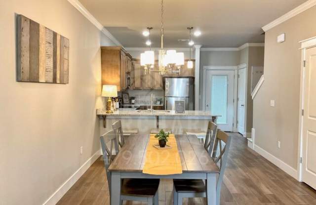 1834 East Brookview Circle Gallery 3