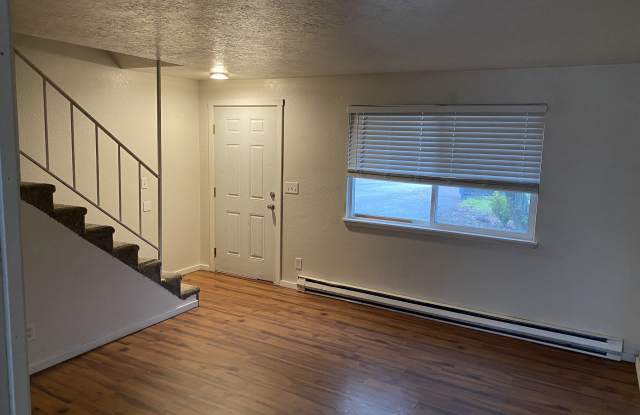 172 Salem Heights Avenue SE - 1 Gallery 3