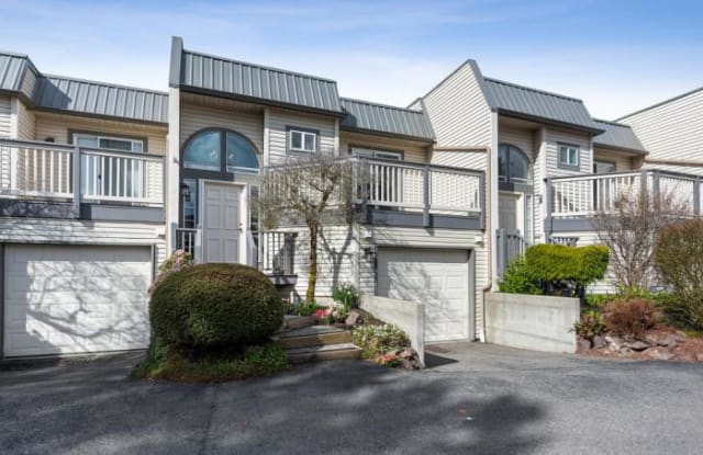6523 106th Ave. NE - 6523 106th Avenue Northeast, Kirkland, WA 98033