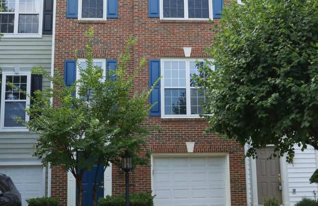 6324 LOCUST TREE LANE - 6324 Locust Tree Lane, Lincolnia, VA 22312