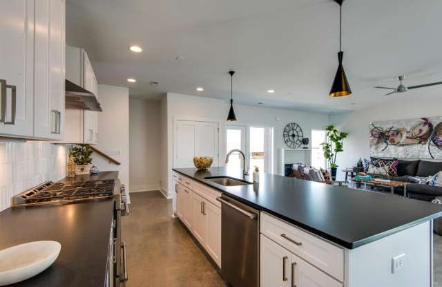 958 9th Ave S photos photos