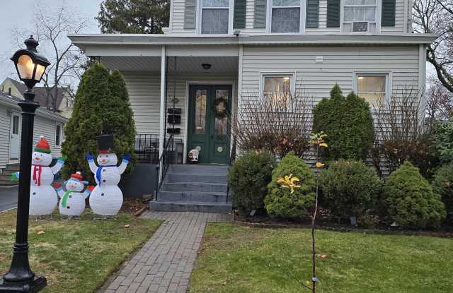 80 Mountain Way - 80 Mountain Way, Rutherford, NJ 07070