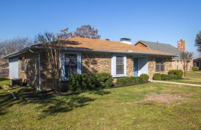 586 King Circle Gallery 4