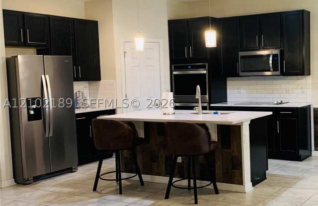 1815 CASTLETON DR Gallery 3