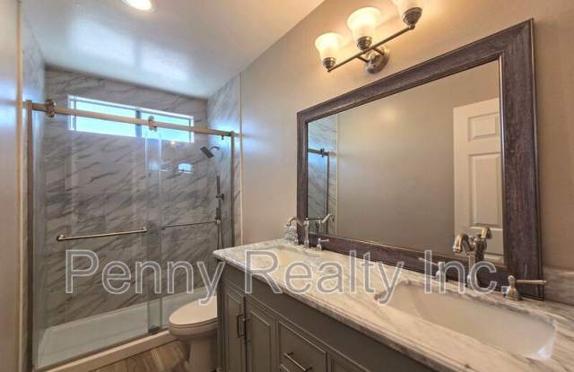 8237 Vernier Dr. Gallery 4
