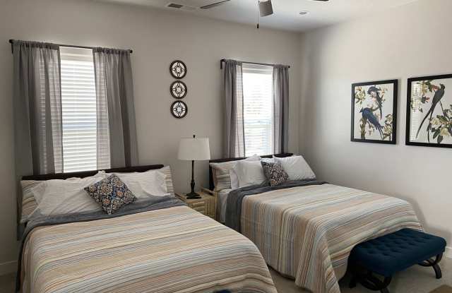 Available Nov 1st - 1 bedroom, FURNISHED casita for rent Gallery 3
