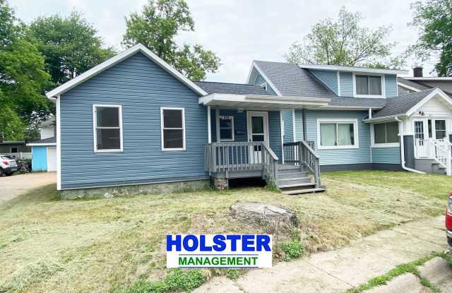 2 BR Ranch Style Home with 1-Car Detached Garage photos photos