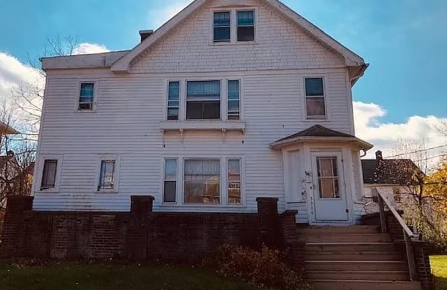 3270 Desota Avenue - 1 - 3270 Desota Avenue, Cleveland Heights, OH 44118