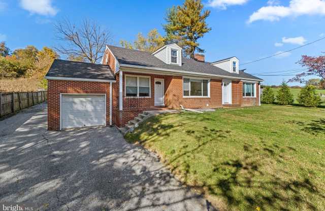 332 RIDGE Road Gallery 2