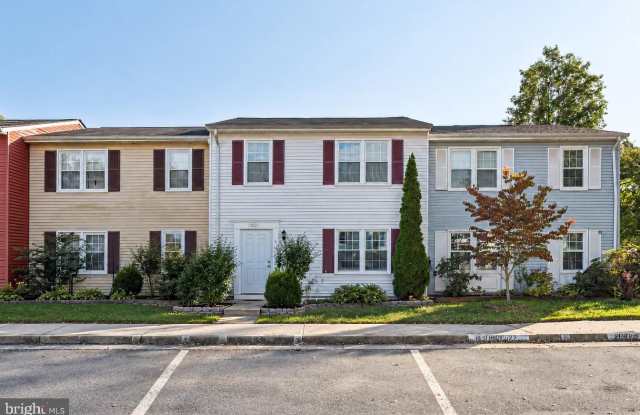 7921 TIMARAND Court Gallery 1