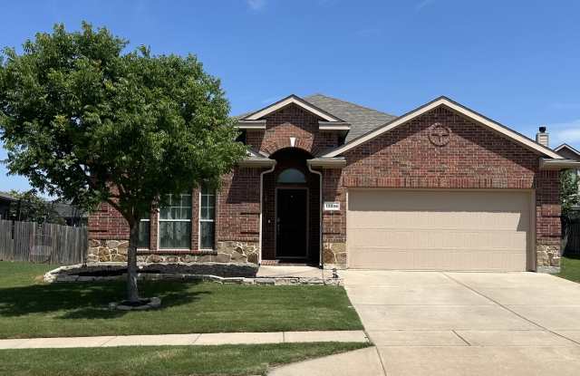 10856 Middleglen Road - 10856 Middleglen Road, Fort Worth, TX 76052