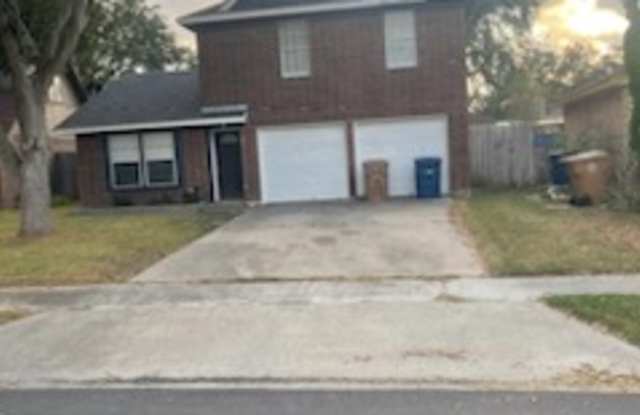 4305 Holly Ridge Drive Gallery 1