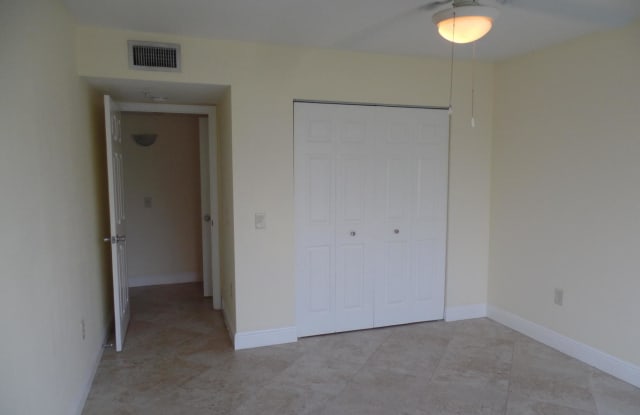 311 Villa Circle Gallery 2