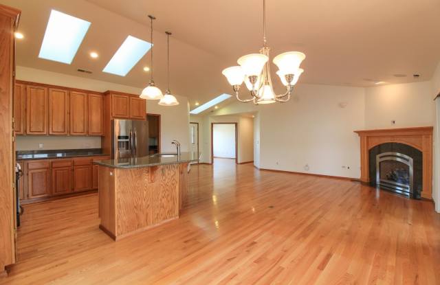 209 Willow Ct - 209 Willow Court, Pasco, WA 99301